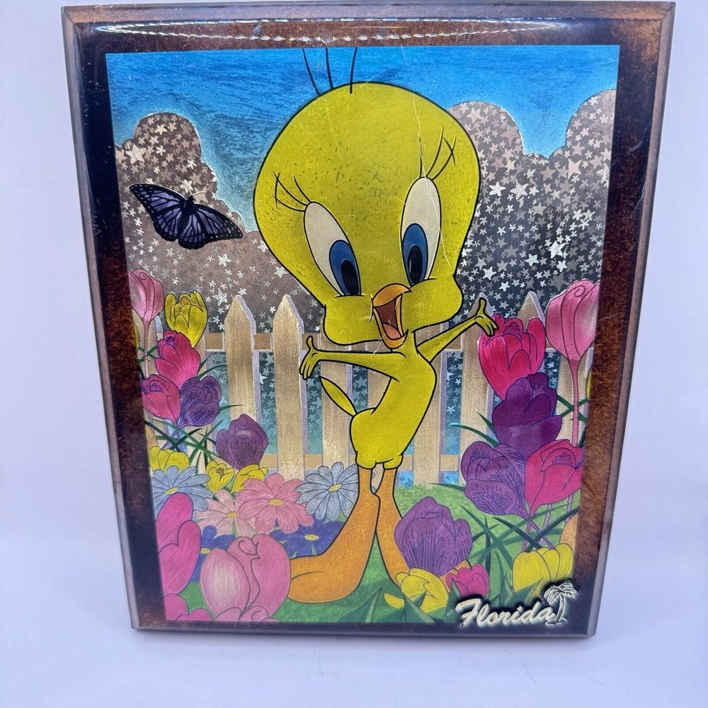 1996‎ Looney Toons Tweety Bird Changing Colors When Moved Vintage Laminated Pic
